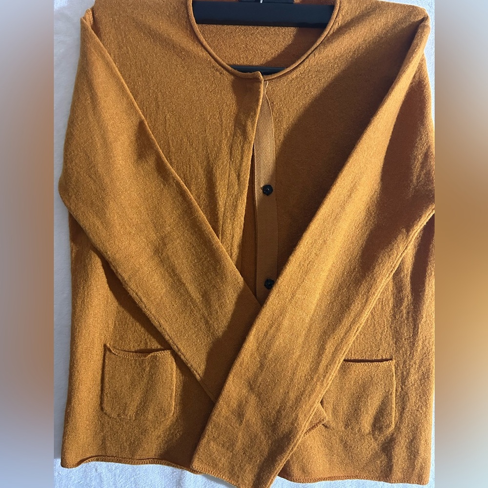 NICOLE FARHI| Orange Sweater| 100% Wool| Size M